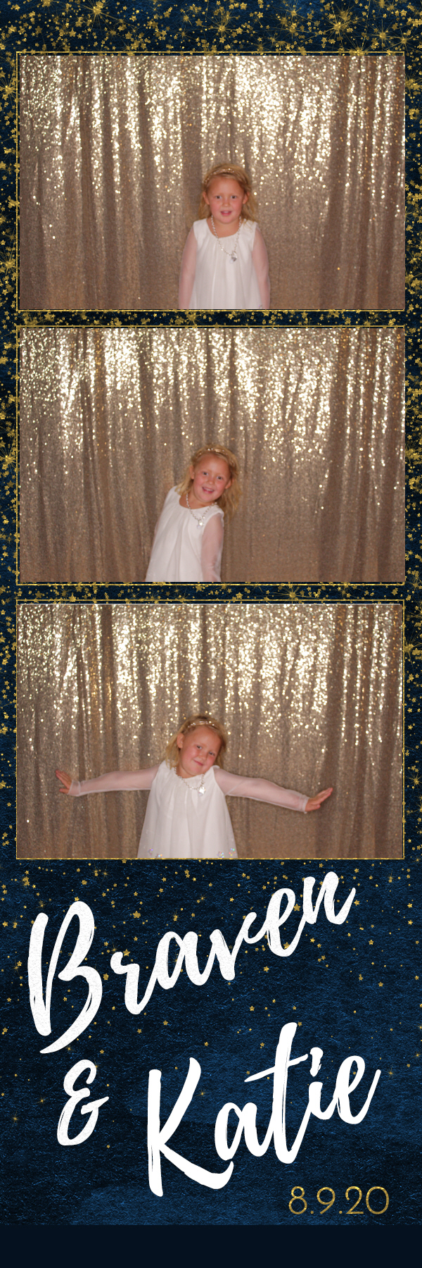 Katie and Braven’s Wedding | View more photos from the event at gallery.photoboothbillings.com/u/PhotoBoothBillings/Katie-and-Braven’s-Wedding